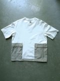【CHUMS】"Heavy Weight Side Pocket V Neck T-Shirt"