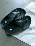 【MADDEN】" RECOVERY COMFORT THONG SANDAL"