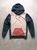 【patagonia】"Shop Sticker Uprisal Hoody"