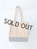 【carhartt】"VERTICAL SNAP TOTE BAG / Carhartt Brown"