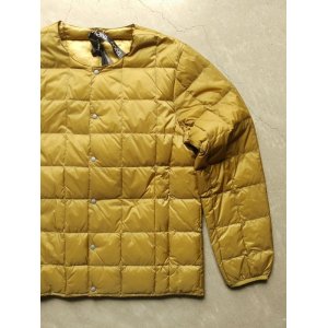 画像: 【TAION】"CREWNECK BUTTON INNER DOWN JACKET / BEIGE"