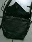 画像8: 【Nasngwam X Early Morning】"DEERSKIN MESSENGER BAG (BLACK)"