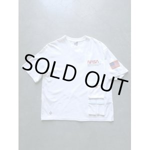 画像: 【CHUMS】"NASA Space Pocket T-Shirt"