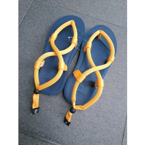 画像: 【CHUMS】"Retainer Sandal / Navy"