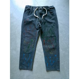 画像: 【MR.REMAKE MAN】"West Shirring Paint Black Denim Pants"