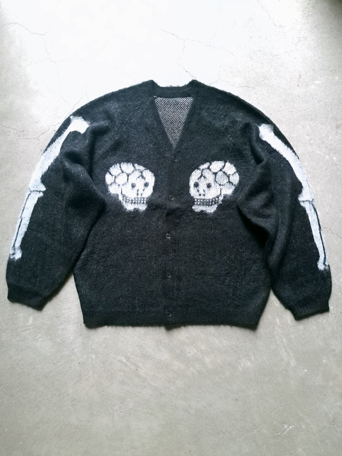 画像1: 【THRIFTY LOOK】"RAGLAN SLEEVE SOUVENIR CARDIGAN - SKULL"